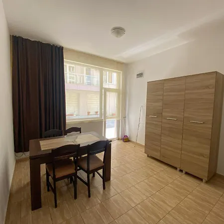 Apartment Sunrise Apartments, *