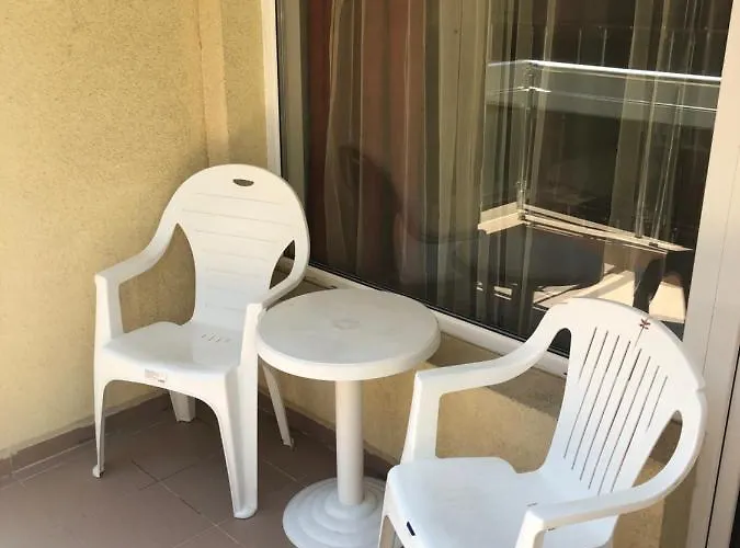 Sunrise Apartments, アパート ポモリエ