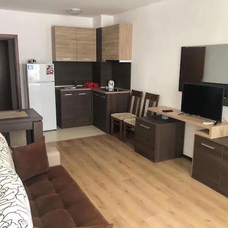 아파트 Sunrise Apartments, *