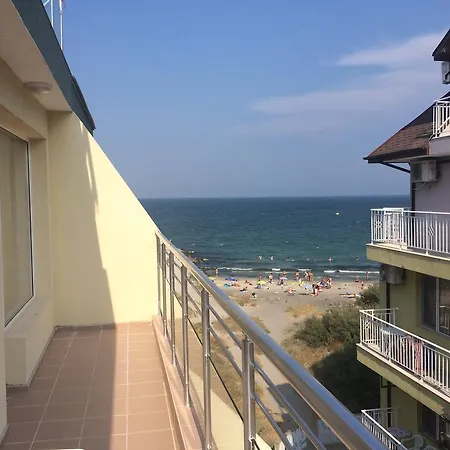 Sunrise Apartments, Appartement *