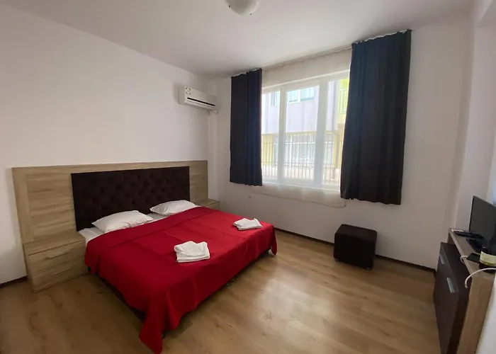 公寓 Sunrise Apartments,