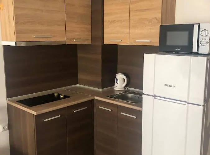 Sunrise Apartments, 아파트