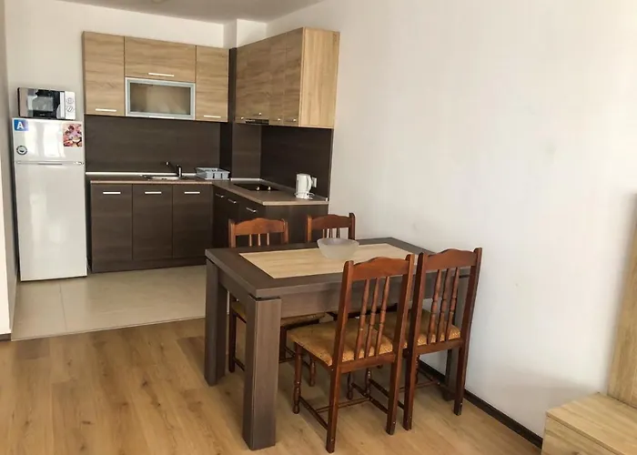 Sunrise Apartments, 아파트